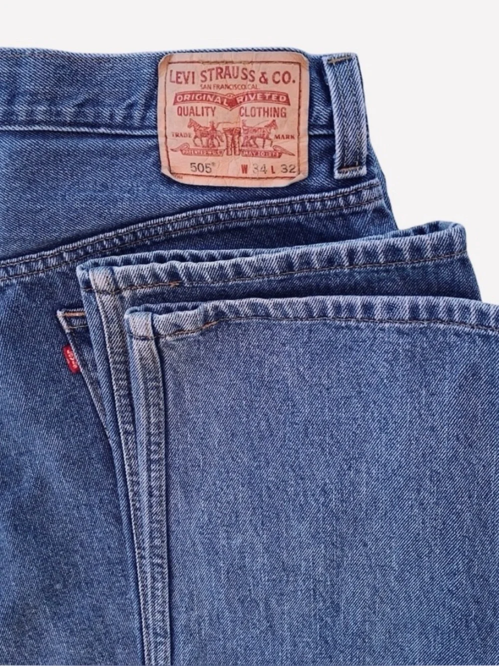 Levi’s Y2K 505 Regular Fit Medium Stonewash Straight Leg Jeans ~ Men’s 34/32